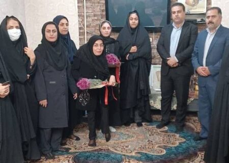 بانوان هنرمند توانخواه در دیلم تجلیل شدند