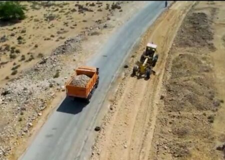 بررسی پروژه‌های تعریض و بهسازی محورهای روستایی دشتستان