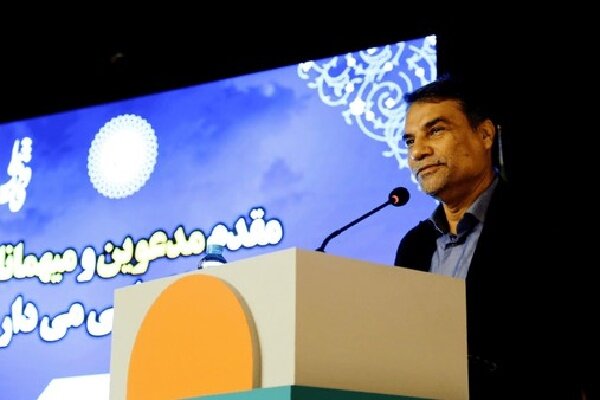 نفیسی: فرمانداران باید میدان‌دار مدیریت اجتماعی و امنیت پایدار باشند