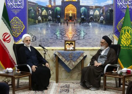 رئیس قوه قضاییه با تولیت آستان مقدس حضرت معصومه (س) دیدار کرد