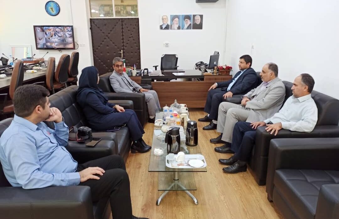 بخشدار خارگ: تقویت خدمات درمانی و پیشگیری در جزیره خارگ اولویت است