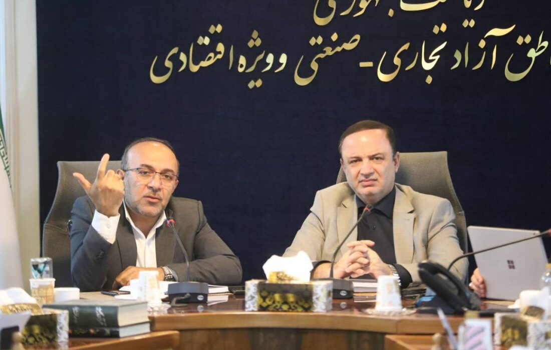 تأکید مناطق آزاد و گمرک بر حمایت از واحدهای تولیدی