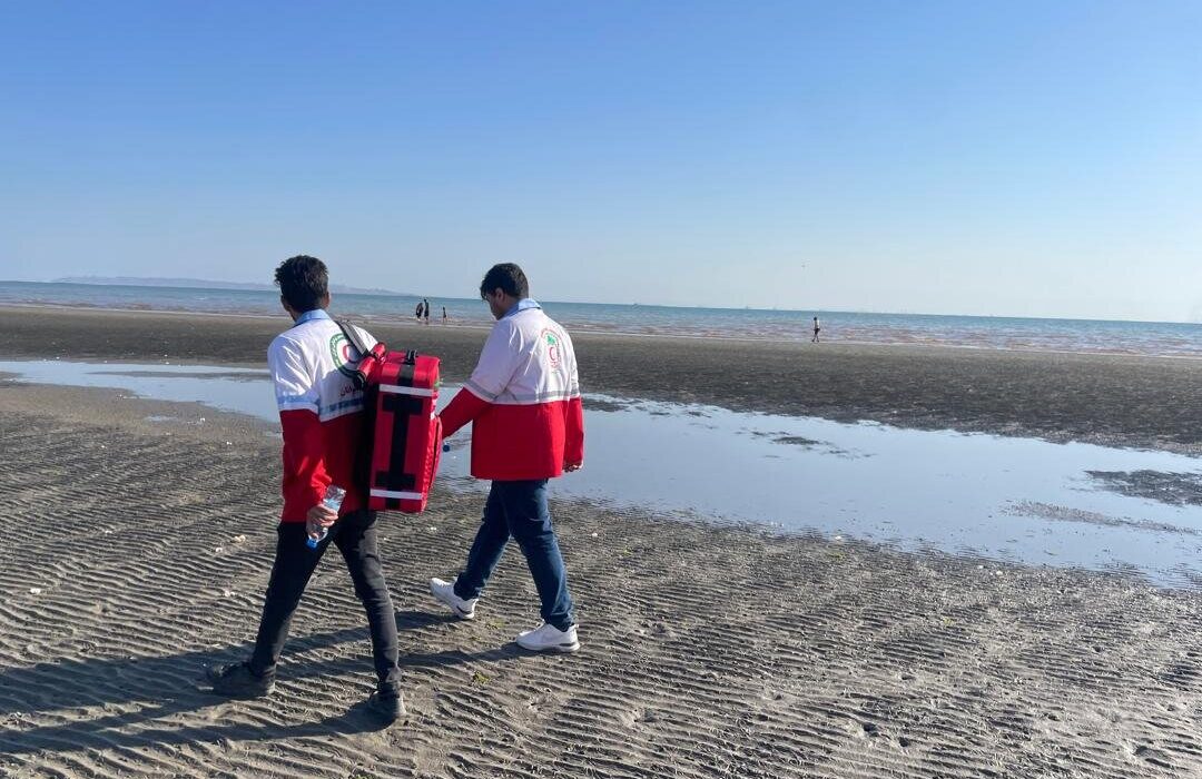 طرح مراقبین دریا در ساحل بندرعباس آغاز شد