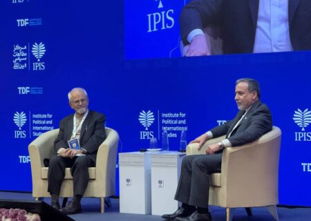 عراقچی: دیپلماسی همچنان می تواند زنده باشد