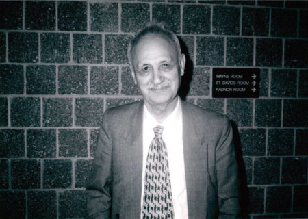 در شب عبدالحسین زرین‌کوب چه گذشت؟