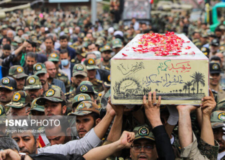 تشییع و تدفین ۷ شهید گمنام در گیلان