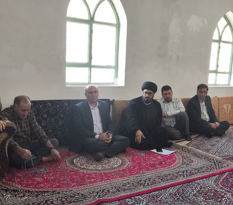 تأکید فرماندار خرمآباد بر نقش شورای پیشرفت محله در شناسایی مشکلات و جلب مشارکت مردمی