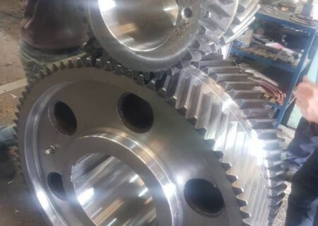 توسعه همکاری‌های فناورانه جهاددانشگاهی صنعتی شریف با یکی از بزرگ‌ترین خودروسازان کشور