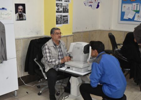 ارائه خدمت درمانی رایگان به ۱۲۰۰ مددجوی تحت حمایت کمیته‌امداد بیرجند 