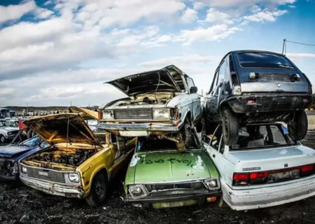 الزام اسقاط سالانه ۱۰۰ هزار خودروی فرسوده/ ارتقای سوخت به یورو ۴ تا پایان ۱۴۰۵