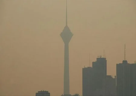 هوای تهران آلوده است